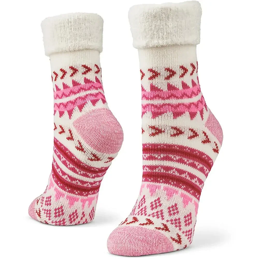 2 Pairs Magellan Outdoors Lodge Crew Socks Pink Geo Red Plaid Aloe Infused 6-10